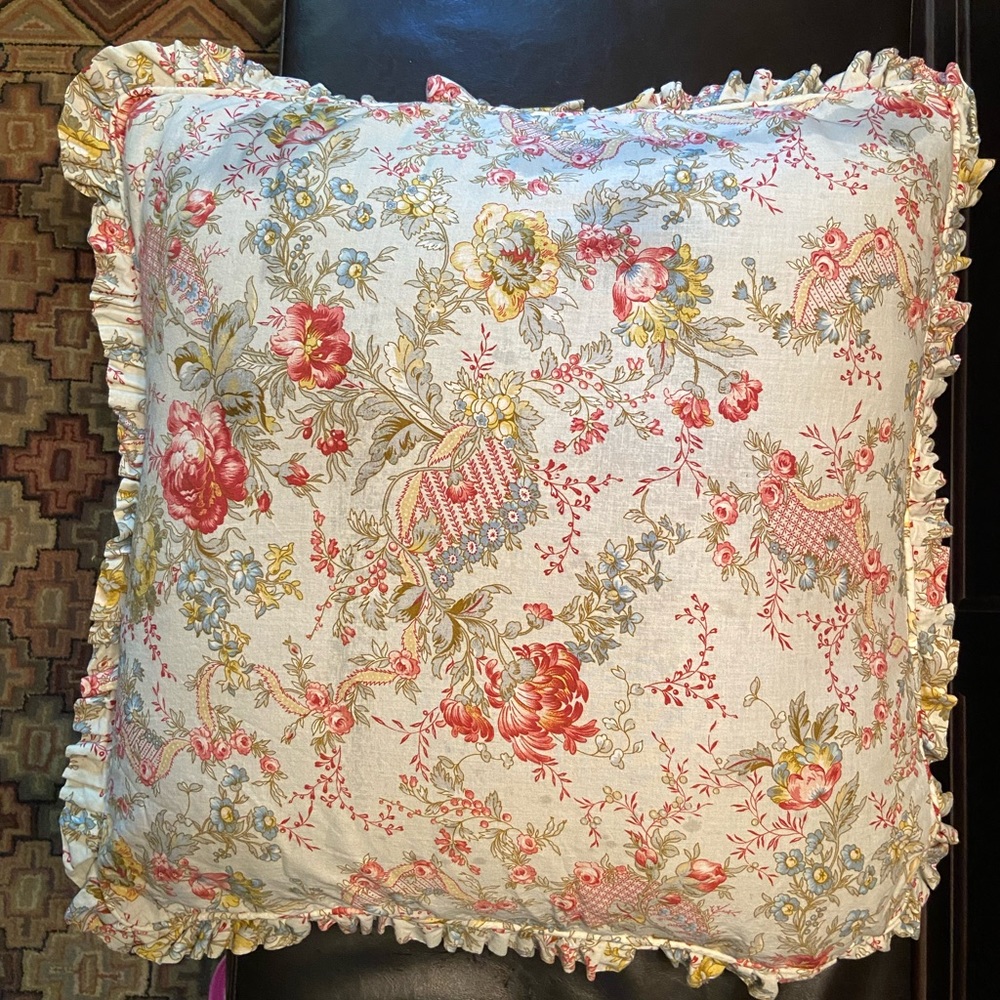 JCP Home Collection 26” Euro Sham. Lt blue/green with red roses. Ruffled.